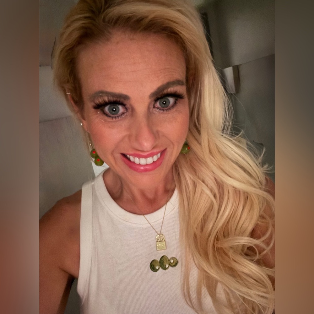 Meet your Posher, Jyl